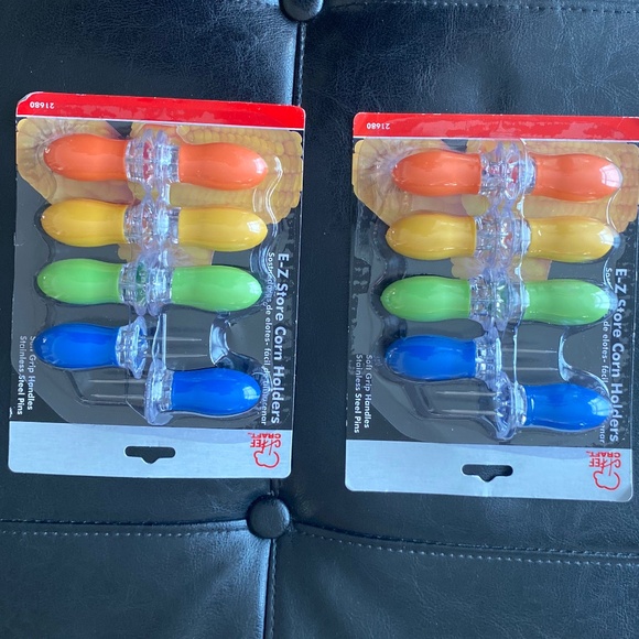 NWT Chef Craft E-Z Store Corn Holders ( 2 packs with 4 sets each pack) - Picture 1 of 2